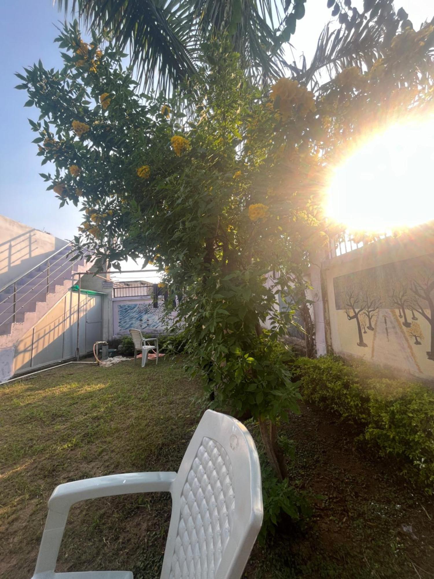 Sunrise Bed & Breakfast ขชุราโห ภายนอก รูปภาพ